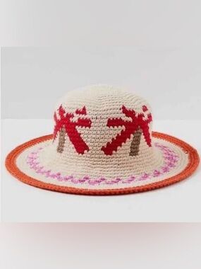 Free People Palm Springs Crochet Bucket Hat Coconut Red Ivory Handmade NWOT $68